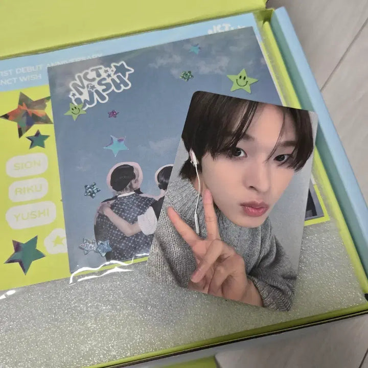 [BUNJANG] NCT WISH 1st Anniversary Riku Photocard Included / 엔시티 위시 1주년 턴테이블 스피커 리쿠 포카 포함