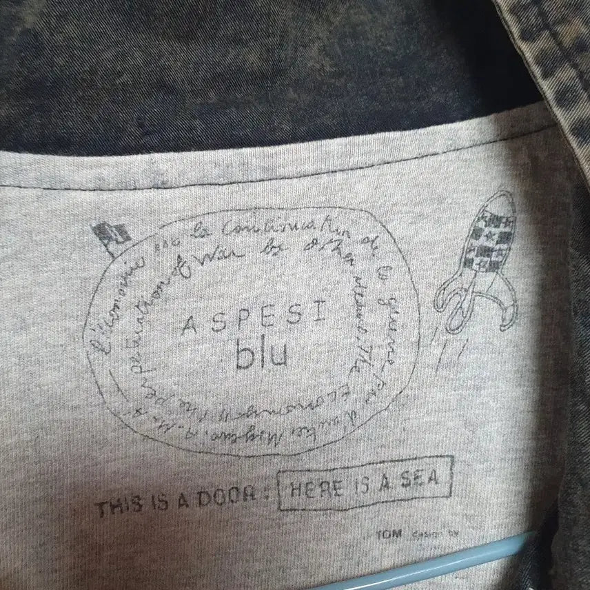 [BUNJANG] Aspesi Blu Italian Heritage Denim Jacket with US Flag Patch / ASPESI BLU(아스페시 블루) 미국 국기 패치 워싱 데님 쟈켓