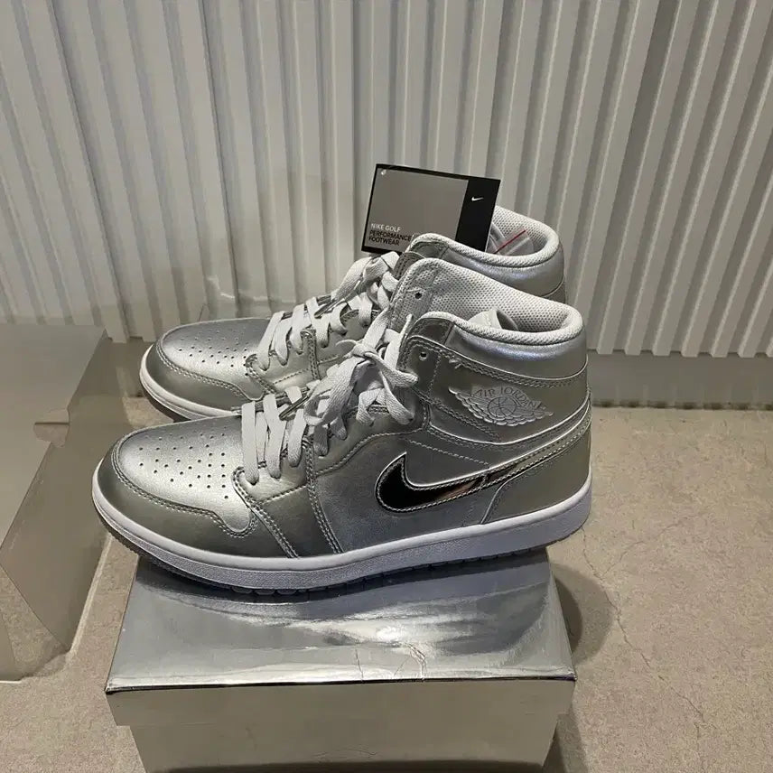 [BUNJANG] Jordan 1 High Golf NRG Metallic Silver Photon Dust Shoes (280mm) / (새상품) 조던 1 하이 골프 NRG 메탈릭 실버 포톤 더스트 280