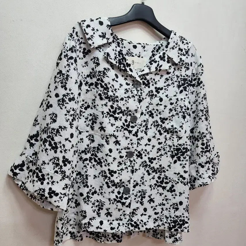 [BUNJANG] Zstudio Floral 100% Wool Blouse / 지스튜디오 플로럴 마100 블라우스