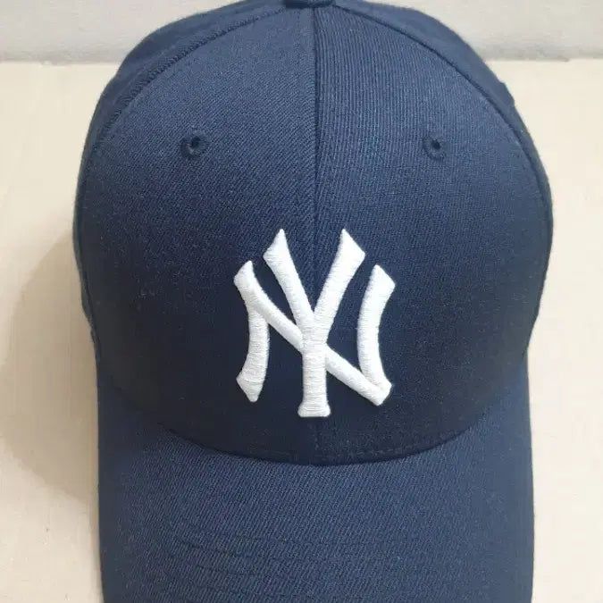 [BUNJANG] MLB New York Yankees Flex Structured Ball Cap Navy Size 57 / MLB 뉴욕양키스 플렉스 스트럭쳐 볼캡 57사이즈 네이비