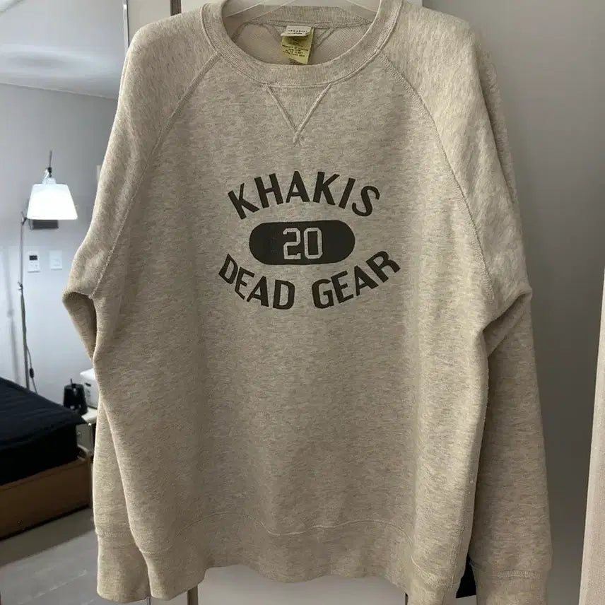 [BUNJANG] Kakhis Major Sweatshirt / 카키스 메이져 스웻셔츠