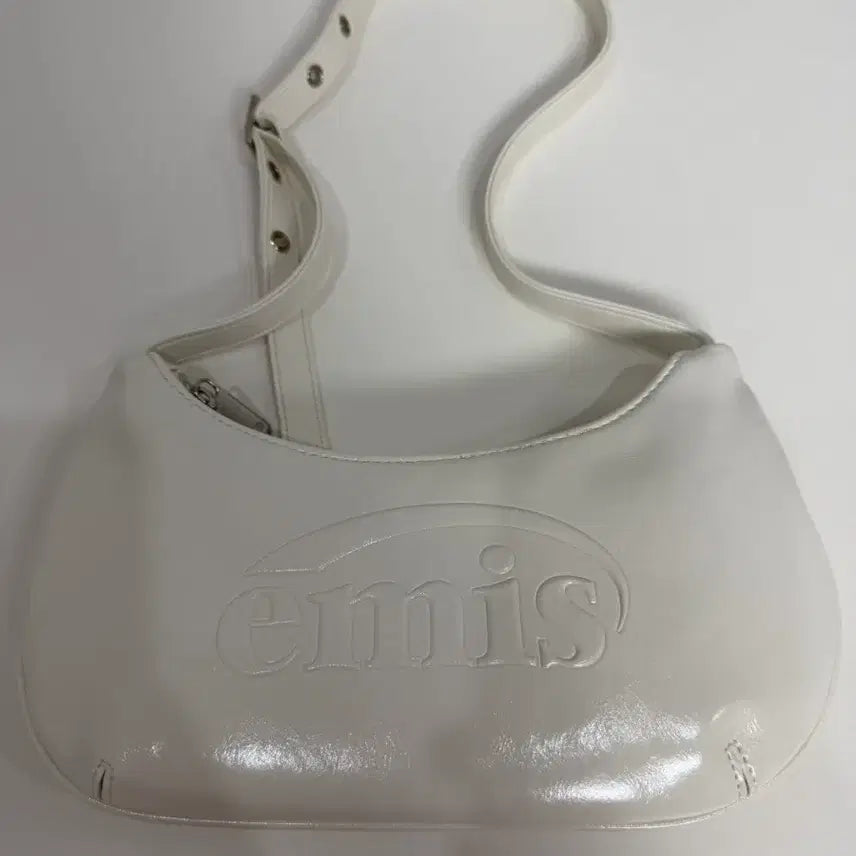 [BUNJANG] Emis Enamel Hobo Bag Ivory / emis 이미스 에나멜 호보백 아이보리