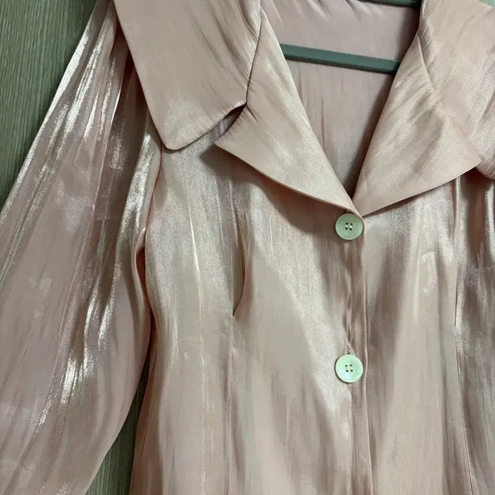[BUNJANG] Pink Glossy Blouse / 핑크 글로시 블라우스