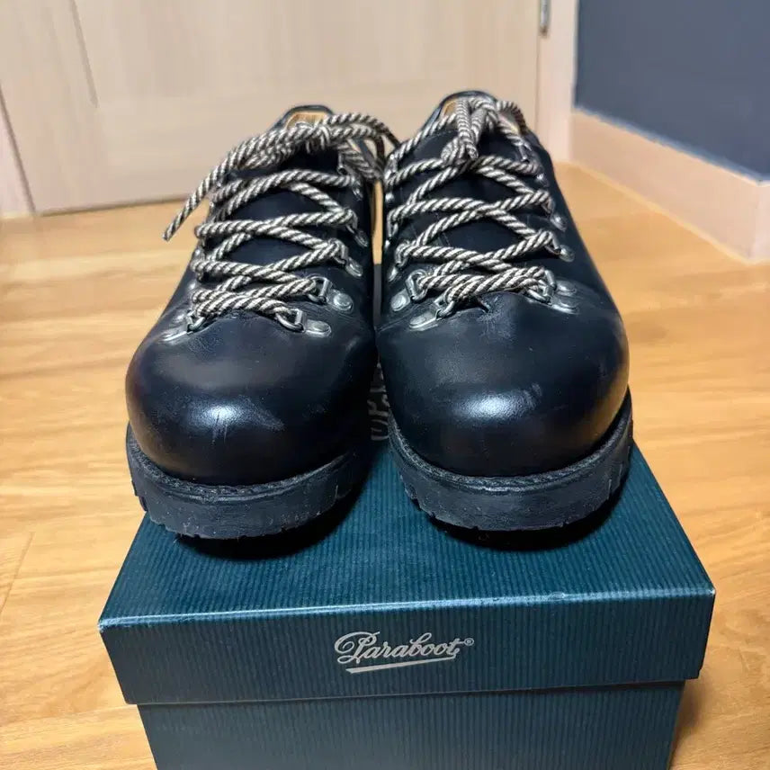 [SOLD OUT] 파라부트 클루사즈