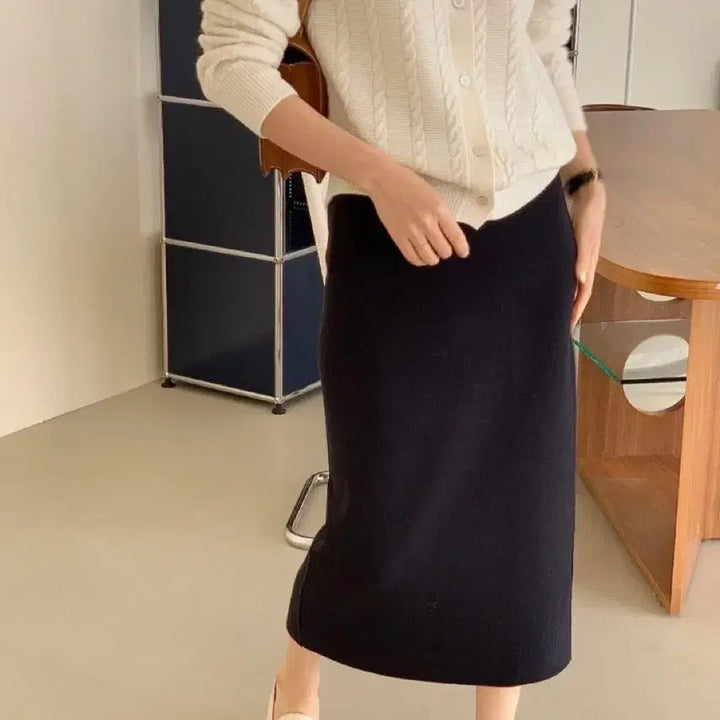 [BUNJANG] Bowen Knit Skirt Navy / 보웬 니트 스커트 (네이비)드라이완료