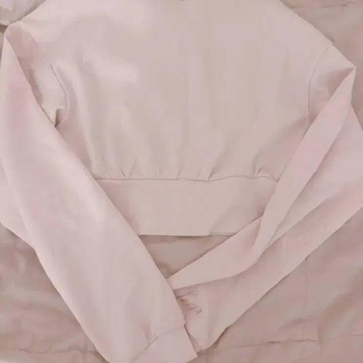[BUNJANG] Clicheria Suga Lettering Top Baby Pink / 클리시어 슈가 레터링 탑 베이비 핑크