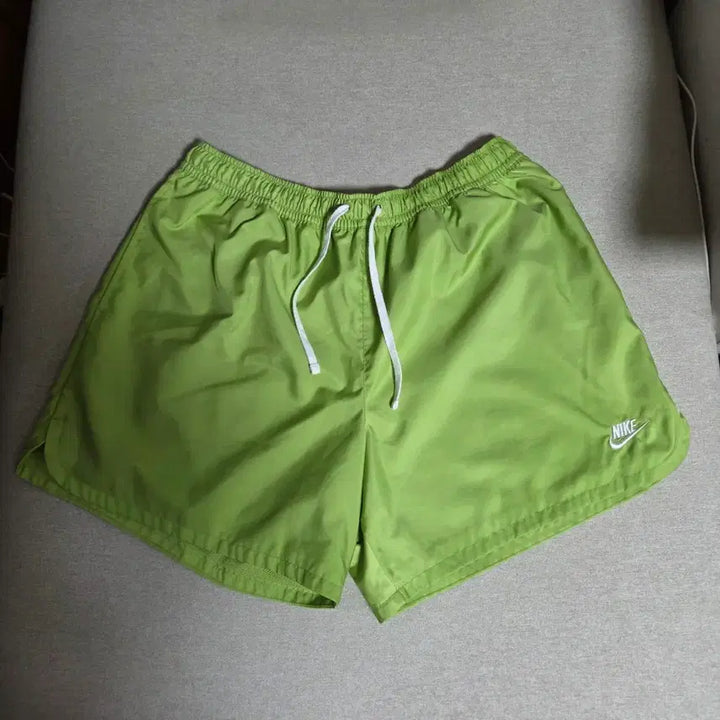 [BUNJANG] Nike Retro Woven Shorts - Vivid Green / [2XL] 나이키 레트로 우븐 쇼츠 반바지 - 비비드 그린