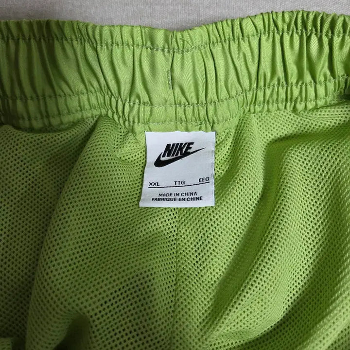[BUNJANG] Nike Retro Woven Shorts - Vivid Green / [2XL] 나이키 레트로 우븐 쇼츠 반바지 - 비비드 그린
