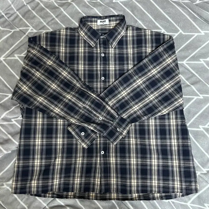 [BUNJANG] Hook Vintage Washed Navy Check Shirt M / 후크 빈티지 워싱 네이비 체크셔츠 M