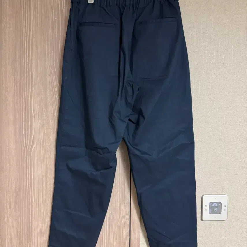 [BUNJANG] Graphpaper Navy Tapered Fit Pants (OS) / [Graphpaper]그라프페이퍼 네이비 팬츠 (OS)