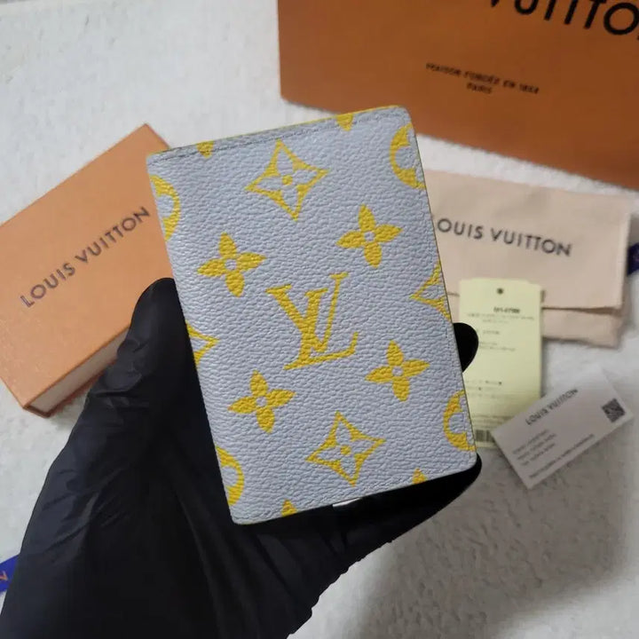 [BUNJANG] Louis Vuitton Monogram Organizer Card Holder Grey Yellow / [신형/새상품급] 루이비통 모노그램 오거나이저 카드지갑 그레이 옐로우