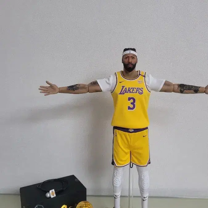[SOLD OUT] Anthony Davis 1/6 Figure (핫토이X앤터베이X작가작)