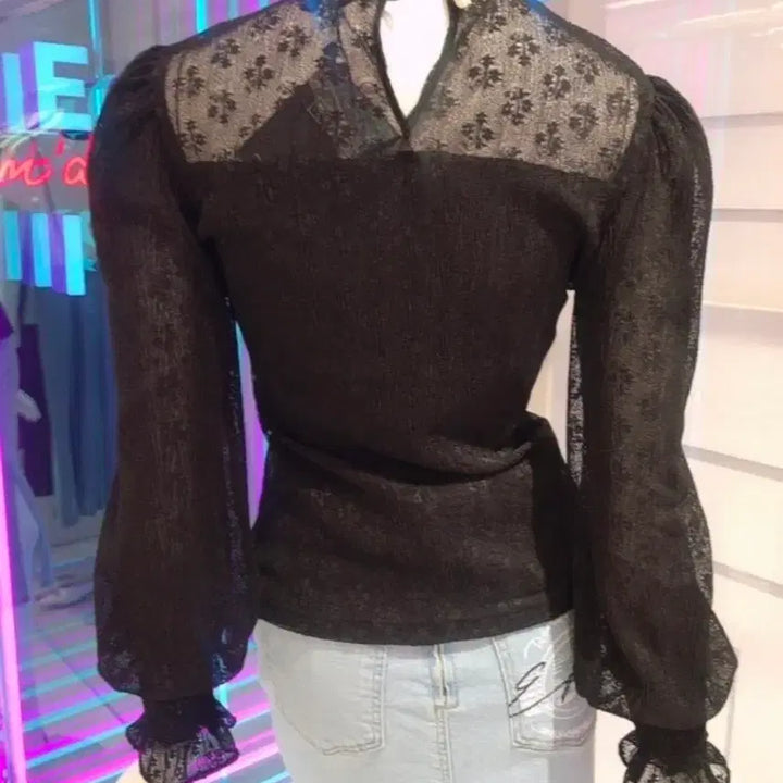 [BUNJANG] Egoist Lace Blouse / ㅣ에고이스트 레이스 블라우스ㅣ