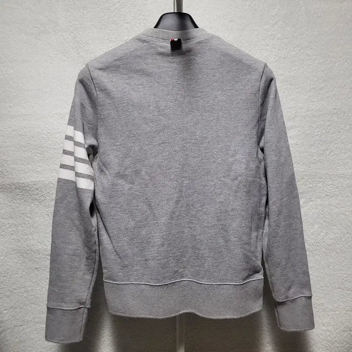 [BUNJANG] Thom Browne Striped Arm Patch Sweatshirt Size 2 / [정품] 2 / 톰브라운 사선완장 맨투맨