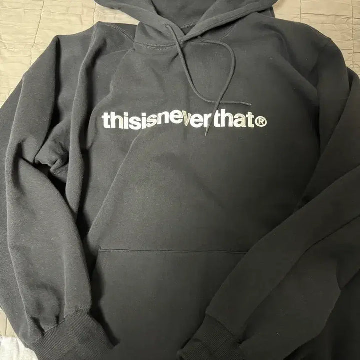 [BUNJANG] DineApparel Hood Black (XL) Hoodie / 디네댓 후드 블랙판매합니다 (XL)