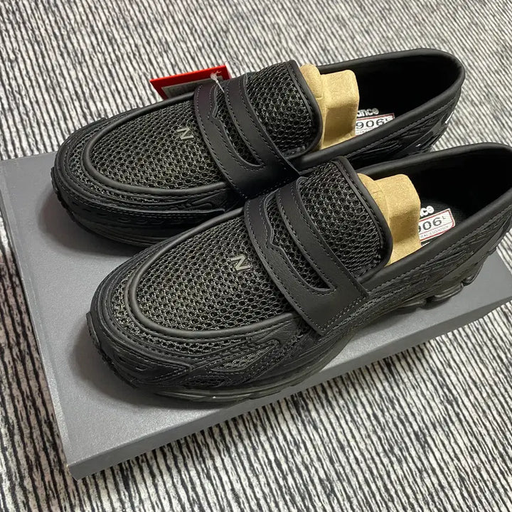 [BUNJANG] New Balance 1906L Black Top Phantom (260) Sneakers / 뉴발란스 1906L 블랙 탑 팬텀 (260)