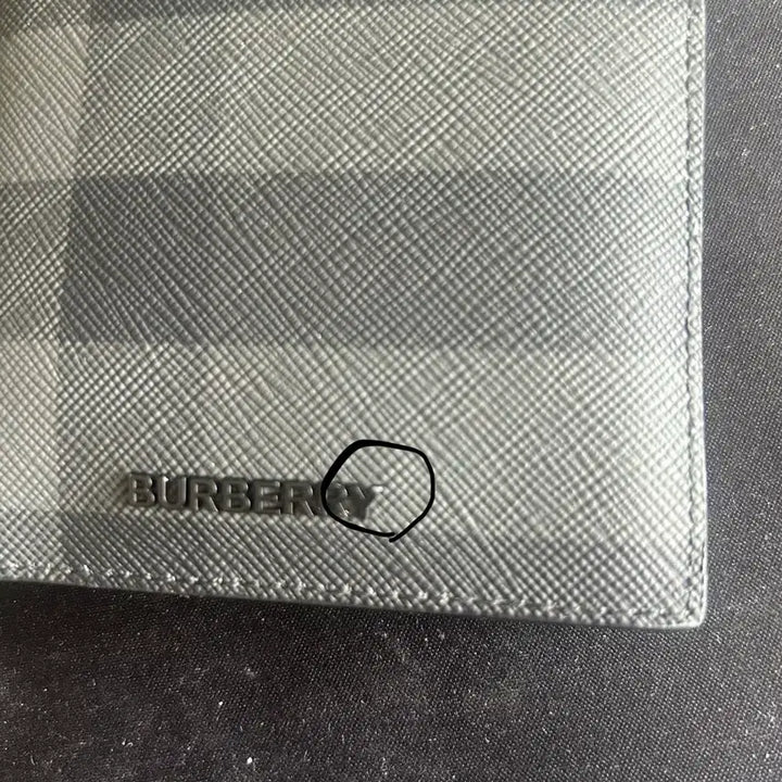 [BUNJANG] Burberry Check Slim Wallet Charcoal / 버버리 체크 슬림 반지갑 차콜