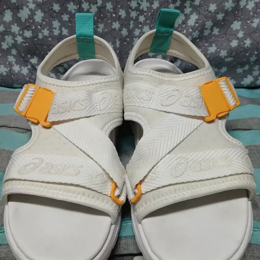[SOLD OUT] 아식스젤퀀텀샌들260