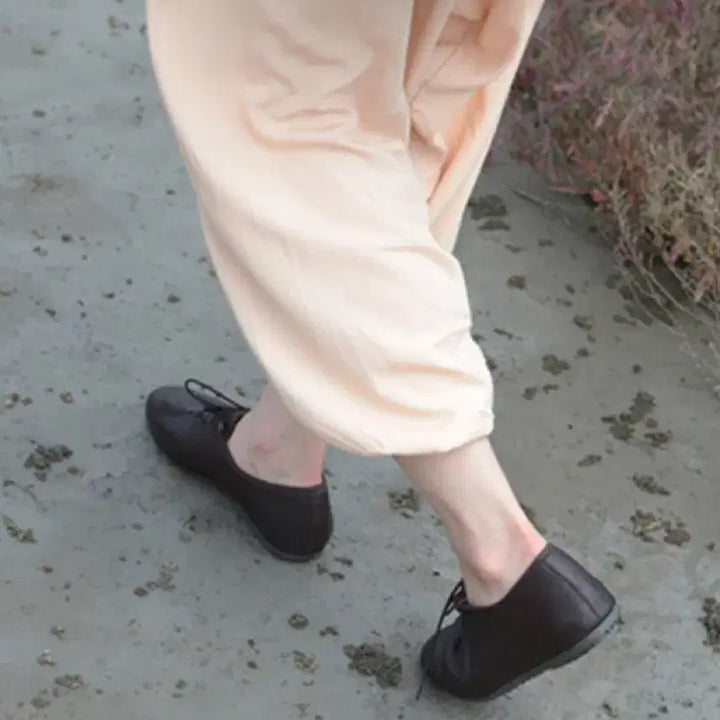 [BUNJANG] YURT Lambskin Lace-up Flats Black / 유르트 양가죽 레이스업 플랫슈즈