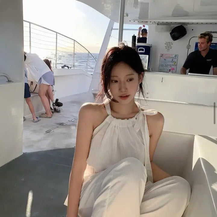 [BUNJANG] Leeds Halter Blouse (Ivory) / leeds 리즈 홀터 블라우스 (택O)
