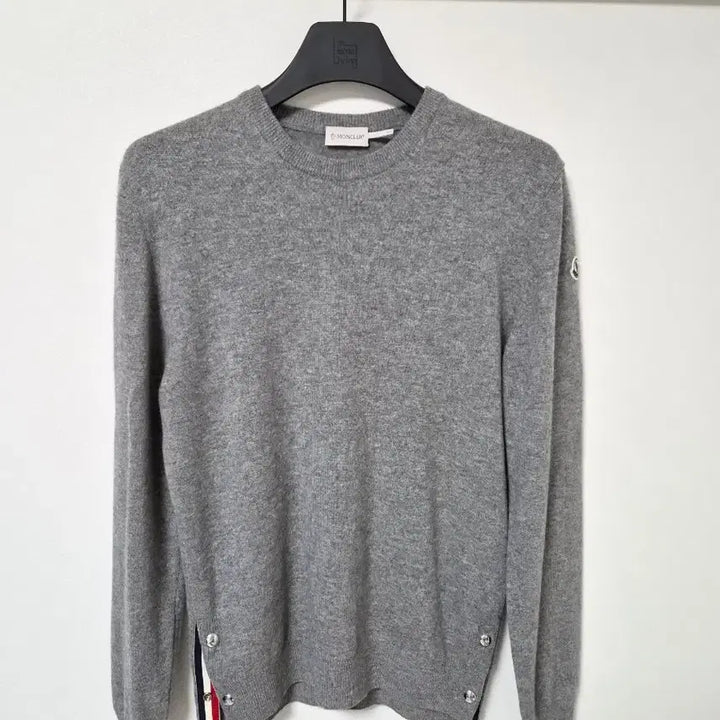 [BUNJANG] Moncler Knitwear Size 1 (95-100) / [1/95-100] 몽클레어 니트