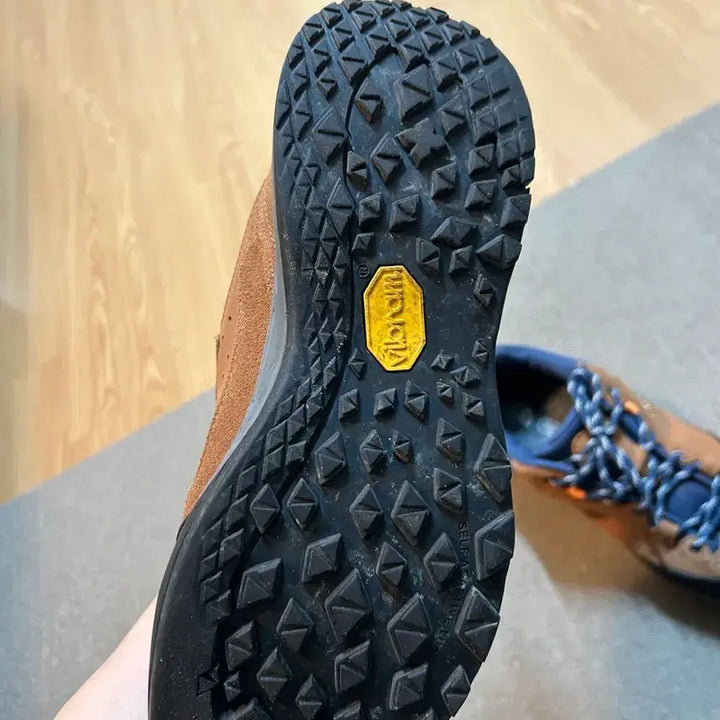 [BUNJANG] The North Face Tracker Hiking Shoes / 노스페이스 트래커 등산화 트래킹화