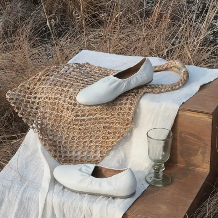 [BUNJANG] YURT Lambskin Balletcore Flat Shoes Warm White / 유르트 양가죽 플랫