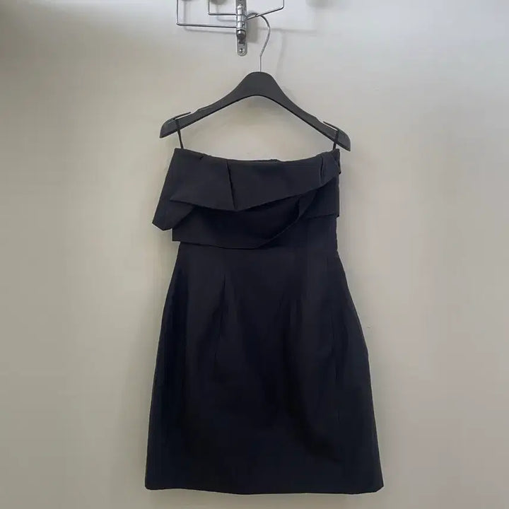 [SOLD OUT] Cos 오프숄더 미니원피스