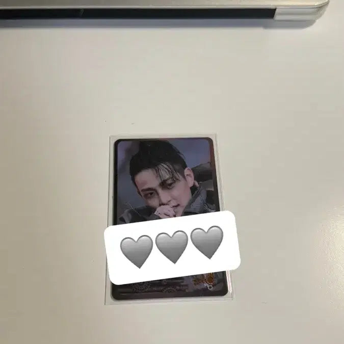 [BUNJANG] ATEEZ Hongjoong Signed Photocard / 에이티즈 하이어 홍중 친필싸인 포카