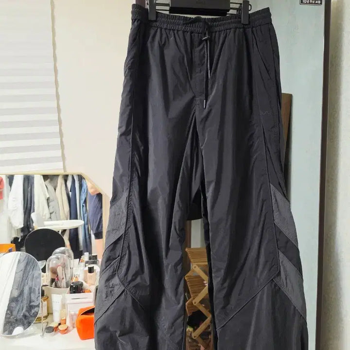 [BUNJANG] ACNE STUDIOS 25FW Track Pants Black / 즌지 25fw 트랙팬츠 46