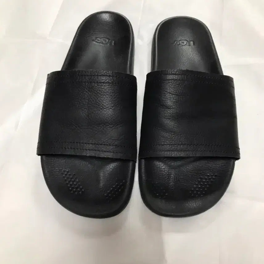 [BUNJANG] UGG Australia Xavier Luxe Slide Sandals Leather Slippers / 어그 UGG 자비에 럭스 슬라이드 샌들 가죽 슬리퍼