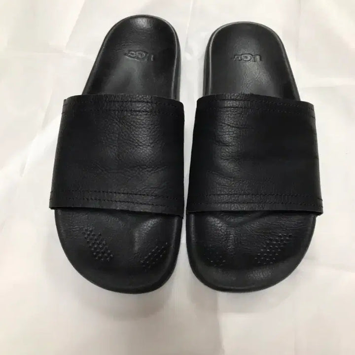 [BUNJANG] UGG Australia Xavier Luxe Slide Sandals Leather Slippers / 어그 UGG 자비에 럭스 슬라이드 샌들 가죽 슬리퍼