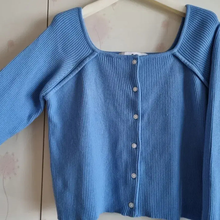 [BUNJANG] SOFTSEOUL Square Neck Cropped Cardigan / (새상품) SOFTSEOUL 스퀘어넥 가디건