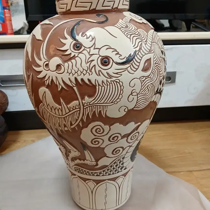 [BUNJANG] Dragon Relief Celadon Porcelain / 용충 도자기