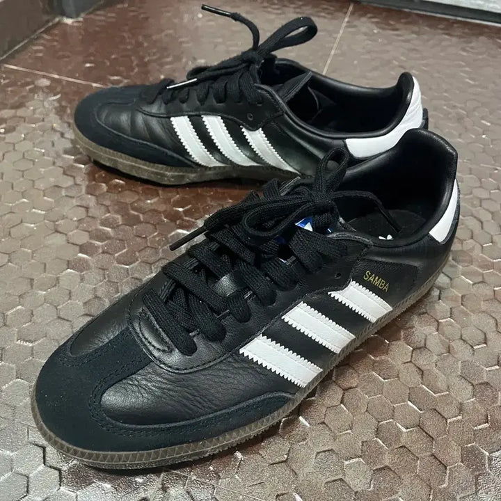 [BUNJANG] Adidas Samba OG Black White 235mm / [*무료배송*] 아디다스 삼바 OG 블랙 화이트 검 235mm