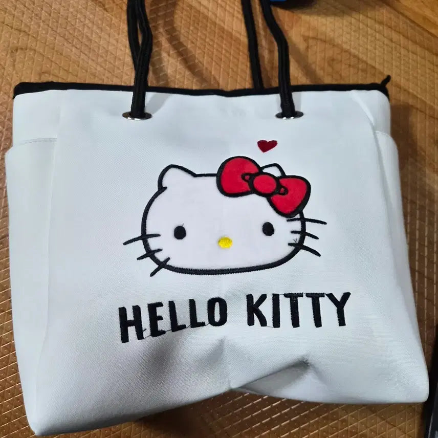 [BUNJANG] Hello Kitty Tote Bag Bundle Set / 헬로키티 토트백.미니크로스백.미니토드백 3개일괄