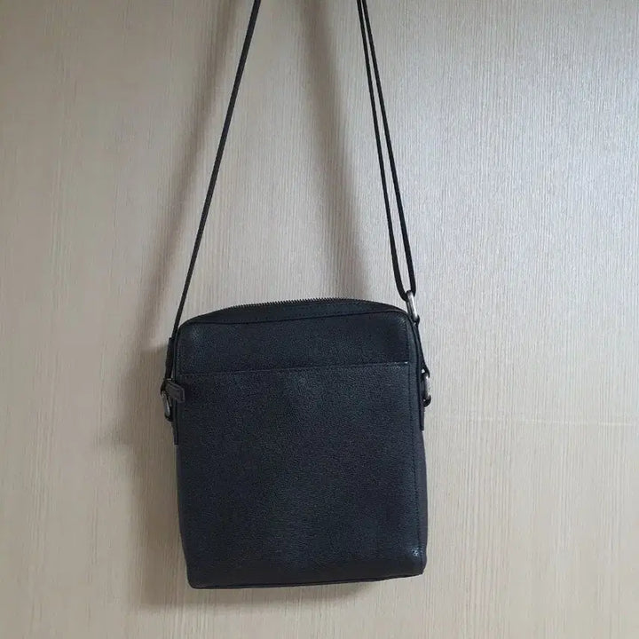[BUNJANG] Daks Black Leather Crossbody Bag / 닥스 남성불랙 가죽 크로스백