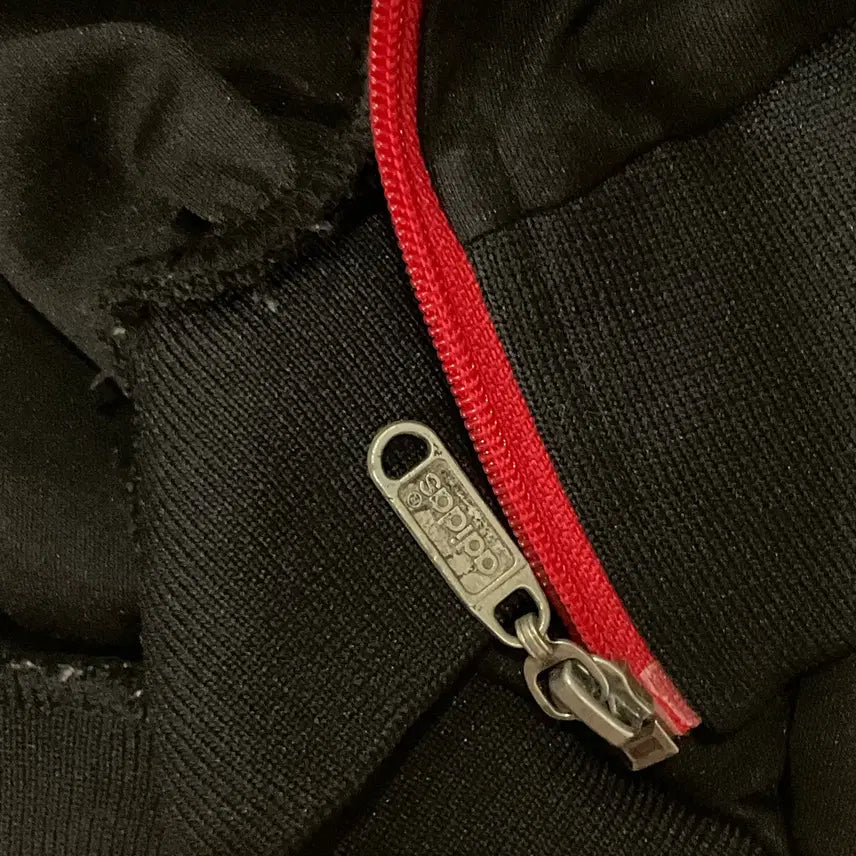 [SOLD OUT] 빈티지 아디다스 검빨 져지 집업 트랙탑 (뒷프린팅 있음)