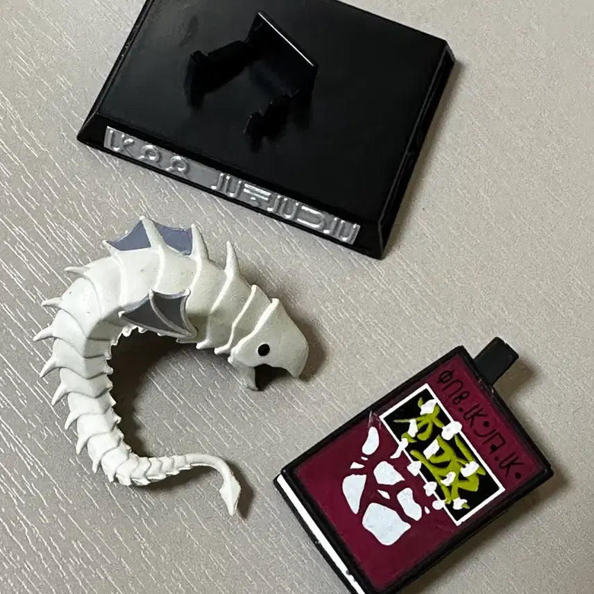 [BUNJANG] Hunter x Hunter Chrollo Lucilfer Phantom Troupe Weapon Gacha Figure / 헌터헌터 클로로 환영여단 무기가챠 요크신 피규어