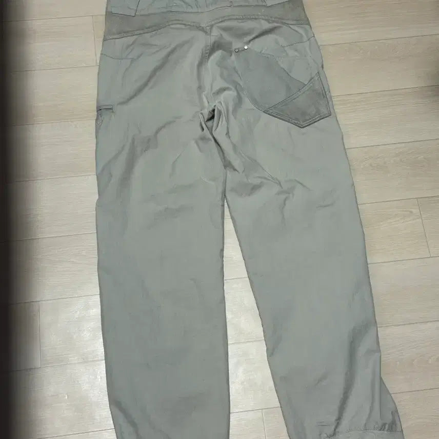 [BUNJANG] Xlim Ep.2 Ice Blue Trousers (Size 3) / Xlim 엑슬림 Ep.2 아이스 블루 트라우저 (3)