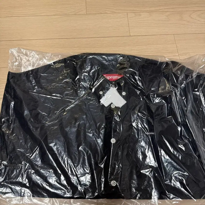 [BUNJANG] Supreme Small Box Logo Short Sleeve Shirt Black SS23 / 슈프림 스몰박스 셔츠 블랙-26ss s사이즈 판매합니다!