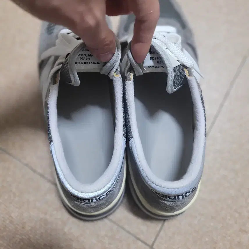 [BUNJANG] New Balance M990GRY 990v1 Gray Sneakers / 뉴발란스 m990gry  990v1 그레이 260