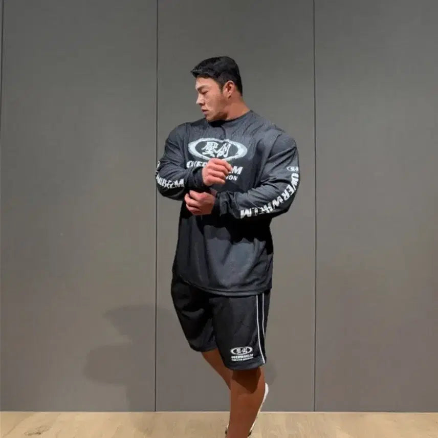[BUNJANG] OVERWHELM Layered Oversized Training Set / 압도 레이어 오버핏 세트