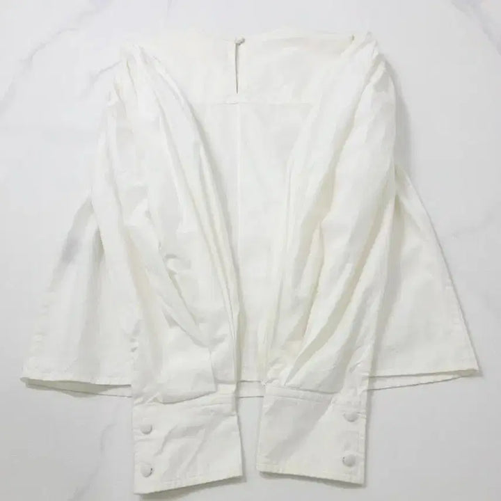 [BUNJANG] Isabel Marant White Embroidered Puff Sleeve Blouse / 이자벨마랑 화이트 자수 퍼프 소매 블라우스 36