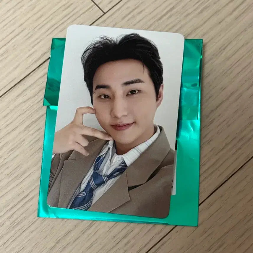 [SOLD OUT] 데이식스 일본엠디 온라인 만엔포카 영케이