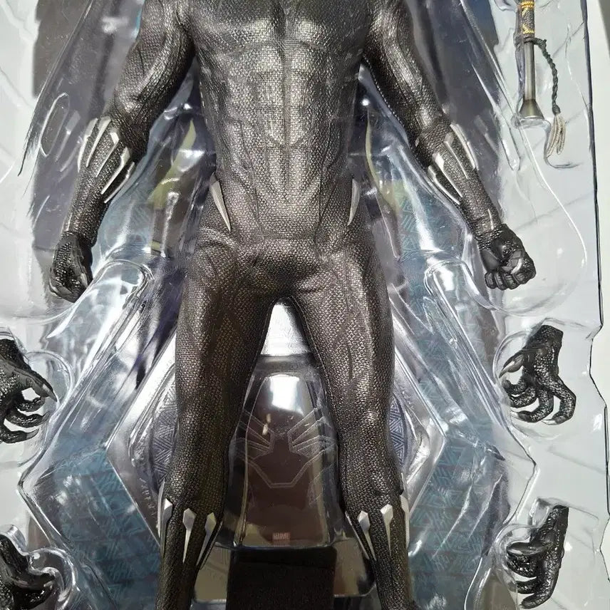[BUNJANG] Hot Toys Black Panther Unmasked Version Figure / 핫토이 블랙팬서 솔로무비