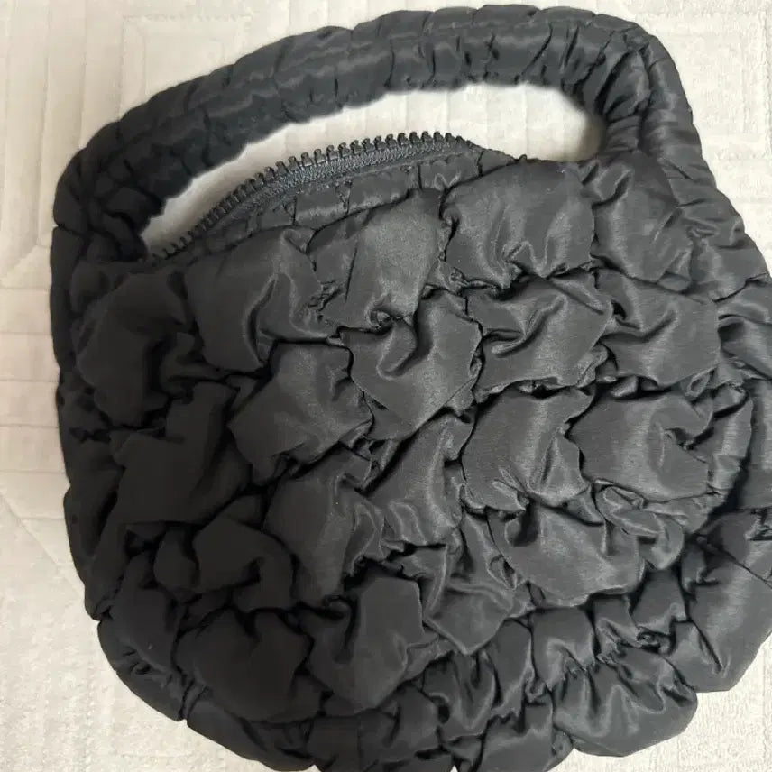 [BUNJANG] COS Quilted Mini Bag Black / cos 퀼티드 미니백 블랙