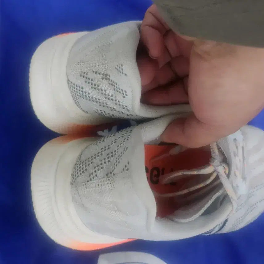[BUNJANG] New Balance FuelCell SuperComp Trainer V2 Running Shoes Size 260 / 뉴발란스 퓨어셀 슈퍼컴프 트레이너 V2 운동화  런닝화 260 사이즈