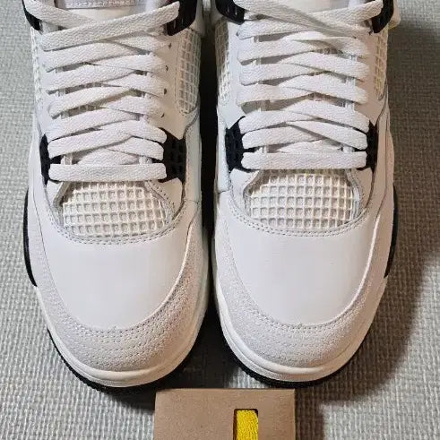 [BUNJANG] Nike Air Jordan 4 Retro OG White / 나이키 조던4 레트로 OG 화이트 285사이즈